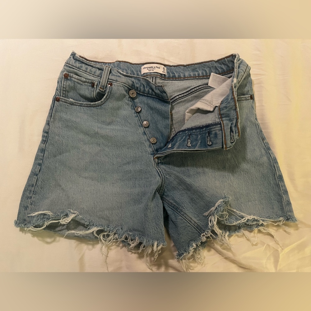 Abercrombie & Fitch The Dad Short High Rise